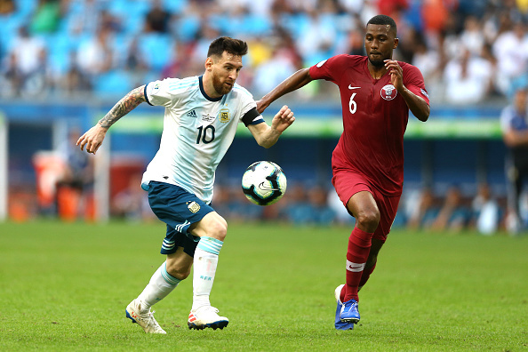 Kết quả Argentina 2-0 Qatar: Aguero và Martinez đưa Argentina vào tứ kết